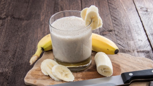 Dieta de 4 zile cu Banane şi Lapte care te scapă de 4 kilograme. Iefin, bunsi eficient! Merita incercat imediat