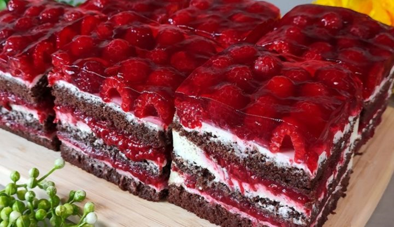 Crema de branza, frisca si multa zmeura – Desert spectaculos, foarte aromat si delicios