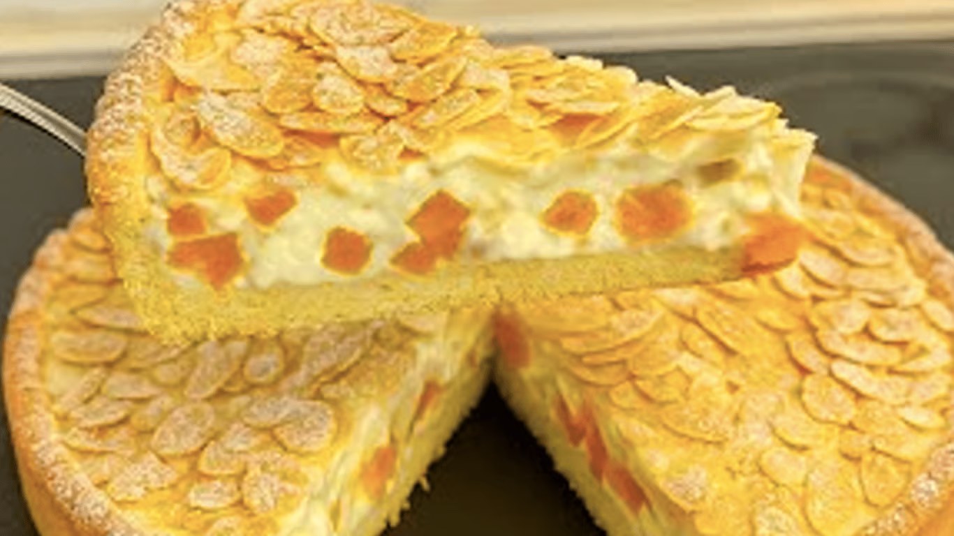 Această tartă italiană a devenit virală online: aluatul delicat, crema răcoritoare de mascarpone cu lămâie și piersicile zemoase combinate cu migdale crocante creează o adevărată capodoperă