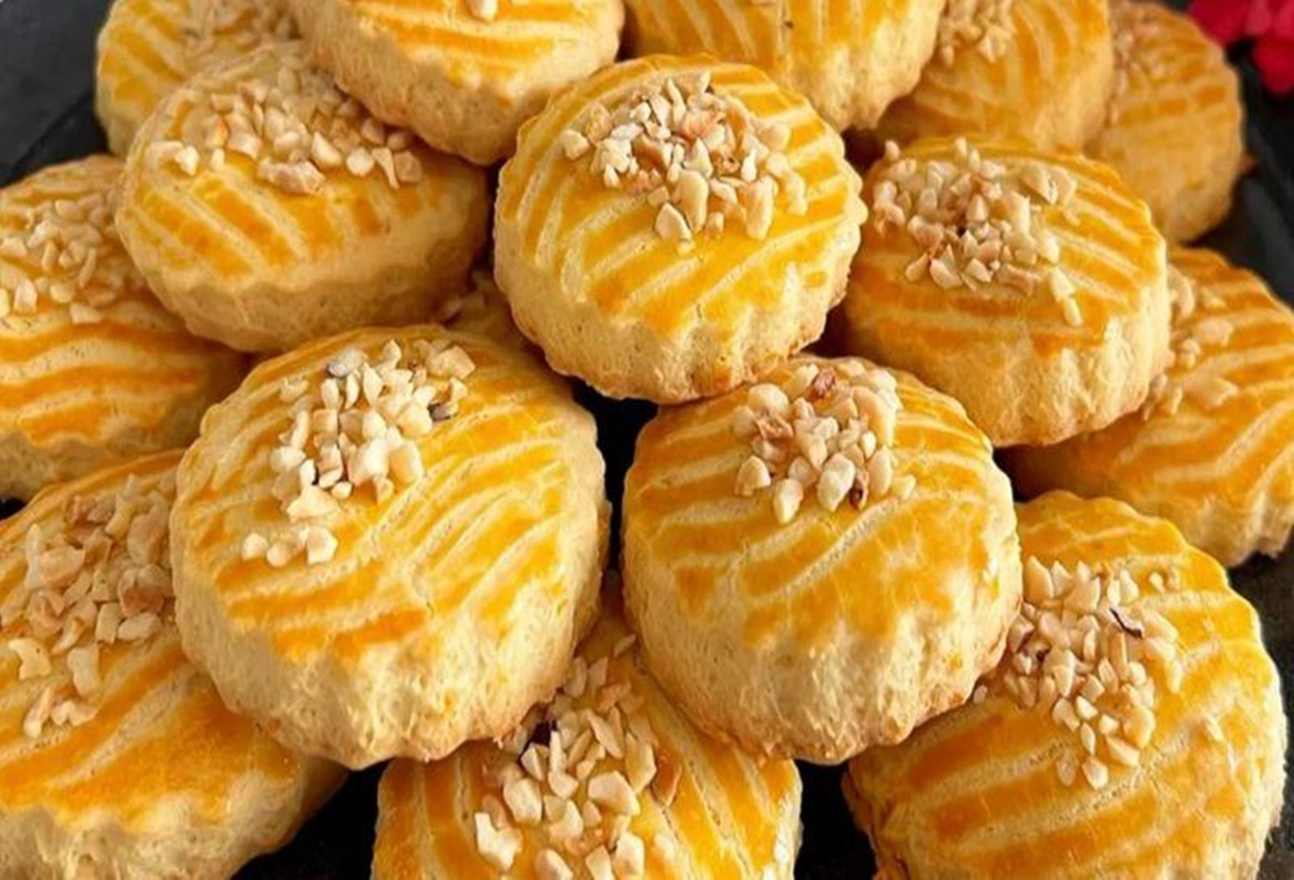 Fursecuri faimoase de casă! Delicioase și foarte fragede, și preparate rapid, din produse ieftine