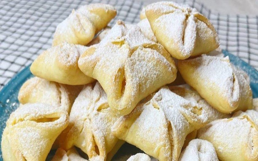 „Fluturi de brânză”  Umplutura cremoasă face aluatul și mai fraged, fursecurile cu brânză se topesc pur și simplu în gură