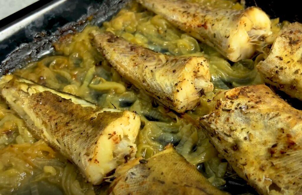 Somon cu sos de mustar si rozmarin