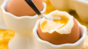 Care este numărul de ouă pe care trebuie să-l consumăm zilnic pentru a fii sănătoși
