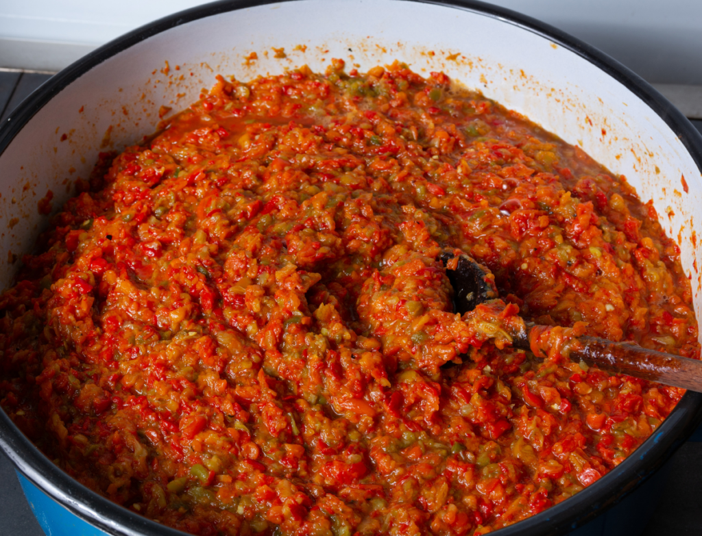 Cea mai gustoasă zacuscă de vinete pentru iarnă Cea mai gustoasă zacuscă de vinete pentru iarnă