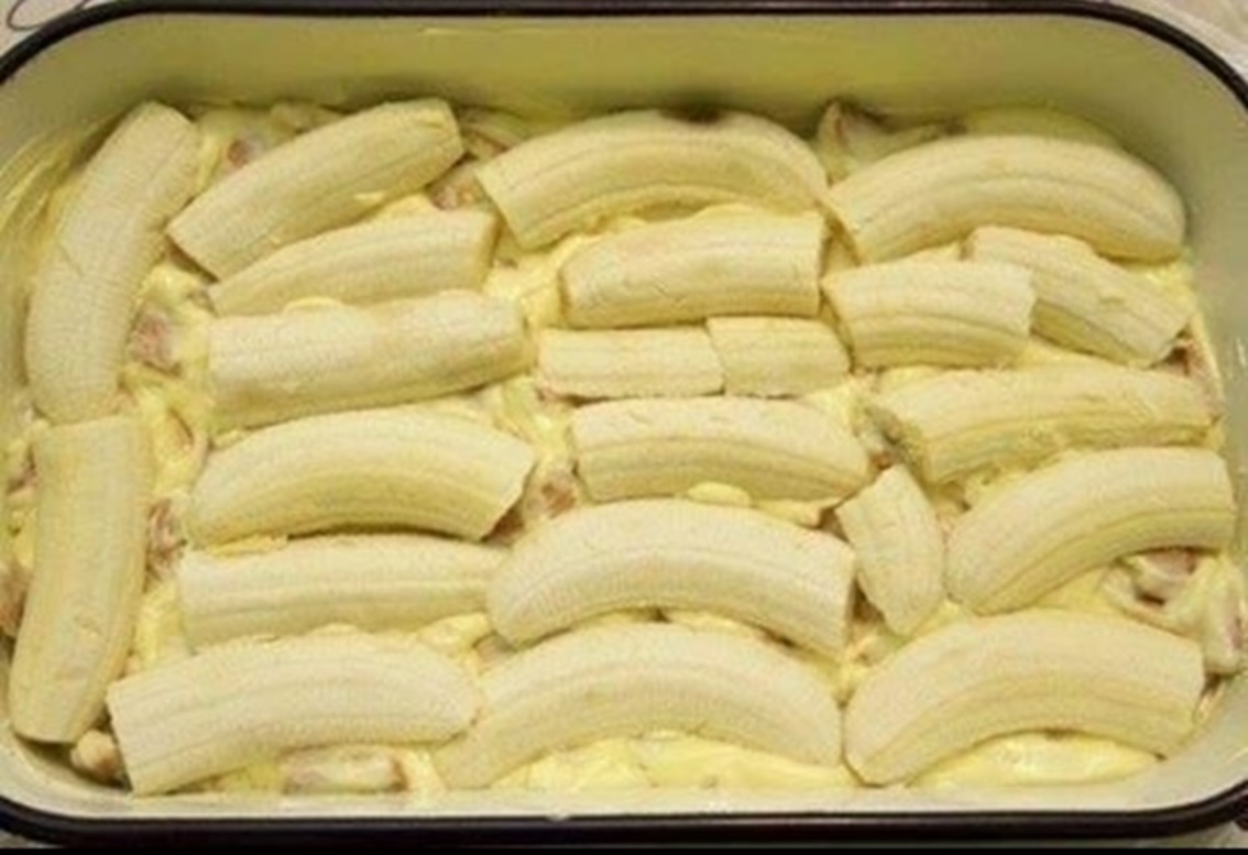 O prajitura de succes, rapida cremoasa, care se prepara in 15 minute, cu biscuiti si banane…