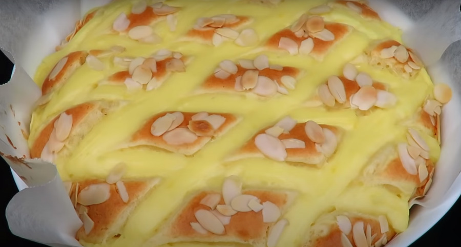 Prăjitură cu cremă fiartă, ce se topește în gură – rapid și foarte gustos!