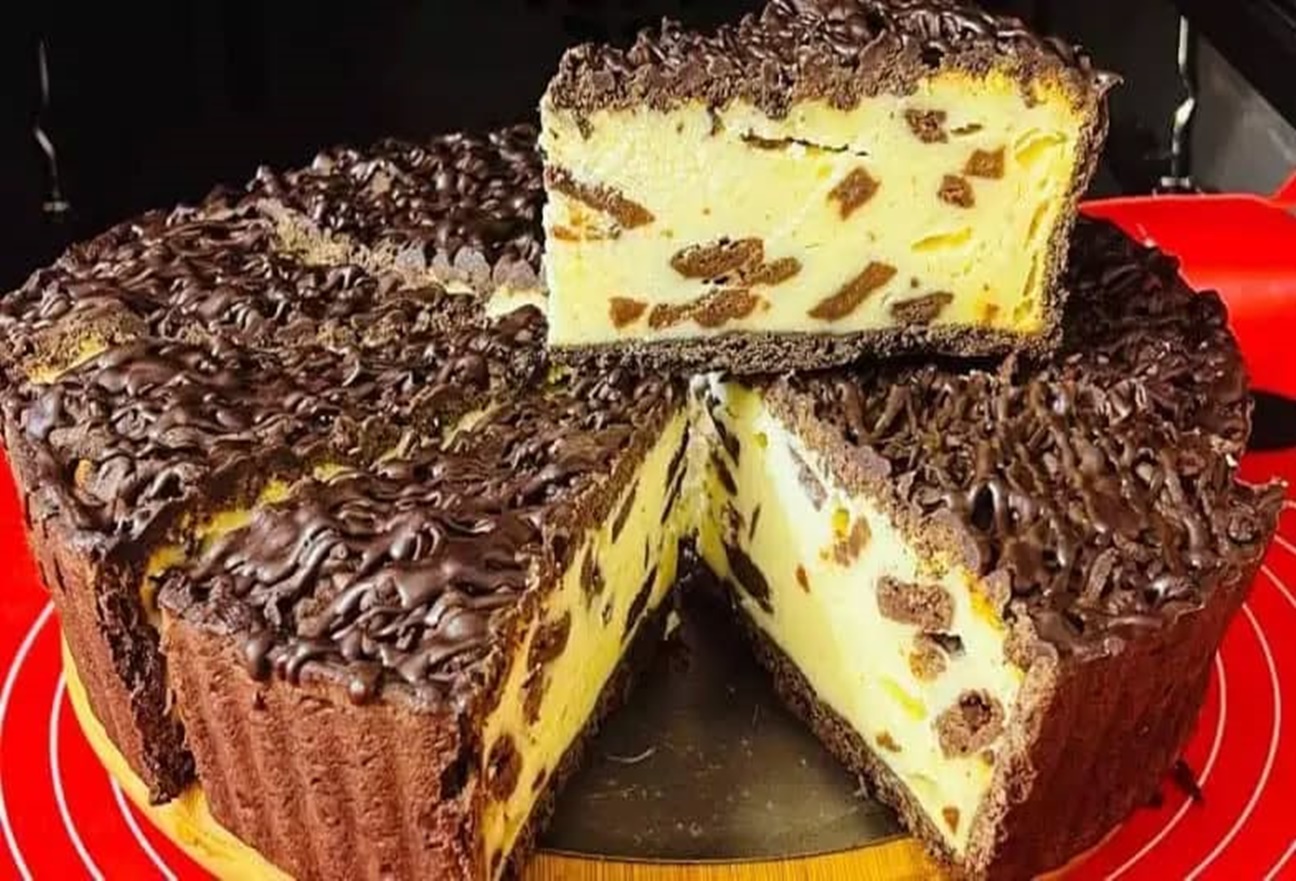 Gust „perfect”, tăietură „elegantă”. Îmi place la nebunie să fac această prăjitură incredibilă care se topește în gură! Această ciocolată aurie nu este doar delicioasă, ci și foarte frumoasă