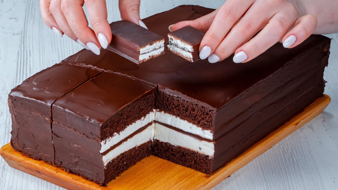 Tort de ciocolata, frisca si crema delicioasa de branza. Un răsfăț îndrăgit care incanta pe toata lumea dar mai ales copii