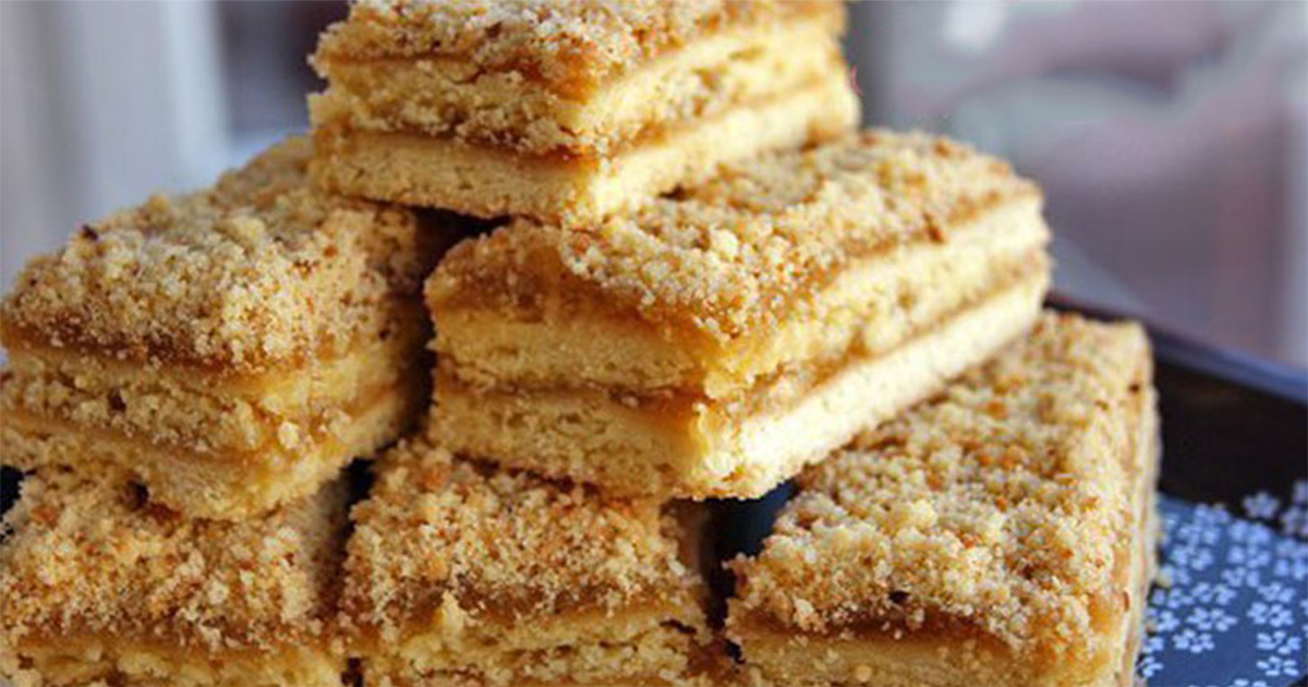 Prăjituri fragede cu gem de mere – exact precum cele din copilărie!
