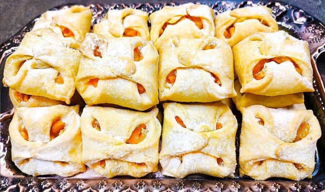 Vei fi uimit, când vei afla din ce este făcut acest covor.  Arta florala si multa imaginație! Vei fi uimit, când vei afla din ce este făcut acest covor.  Arta florala si multa imaginație!