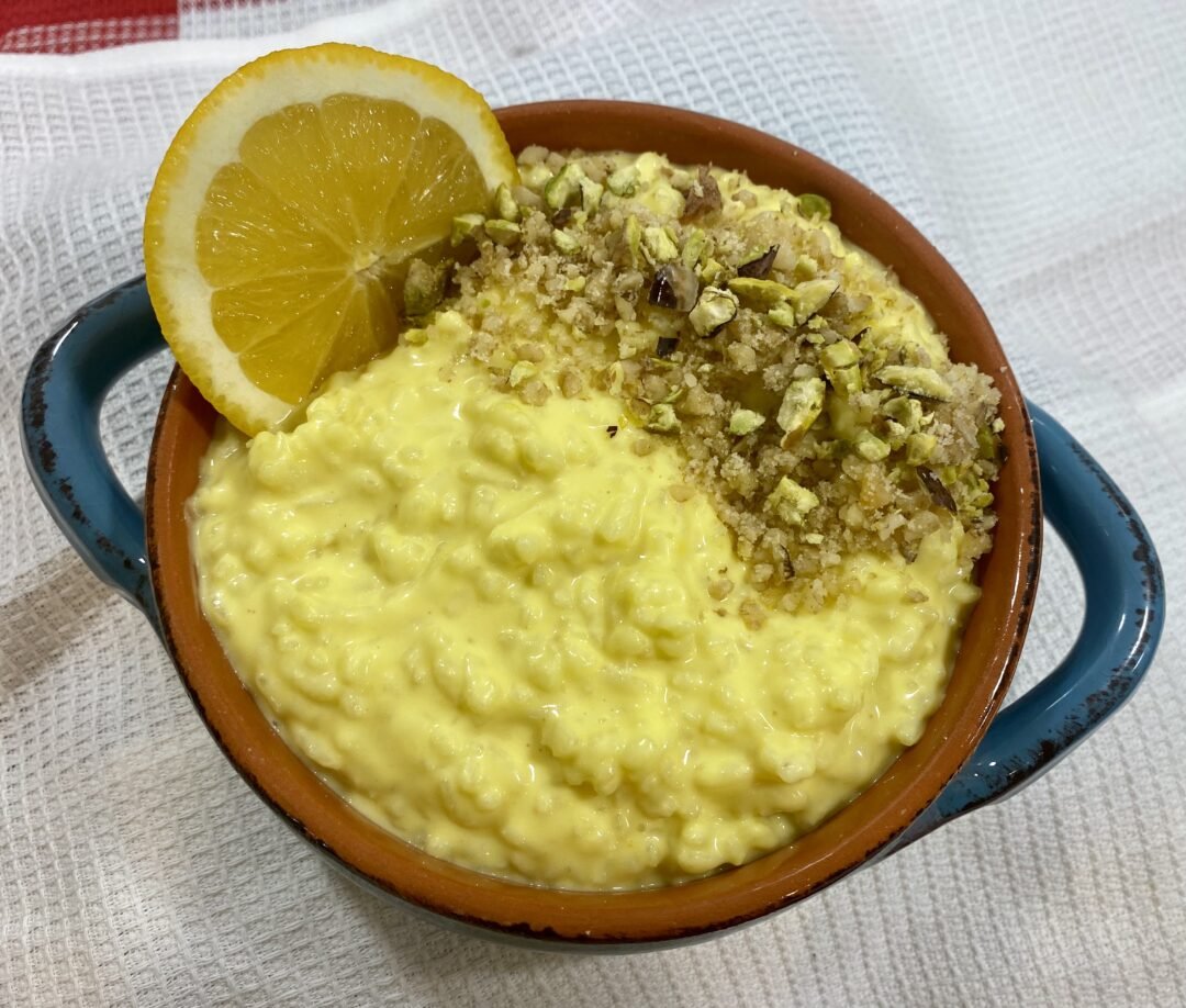 Budincă de orez cu portocale – Fină, gustoasă și ușor de făcut