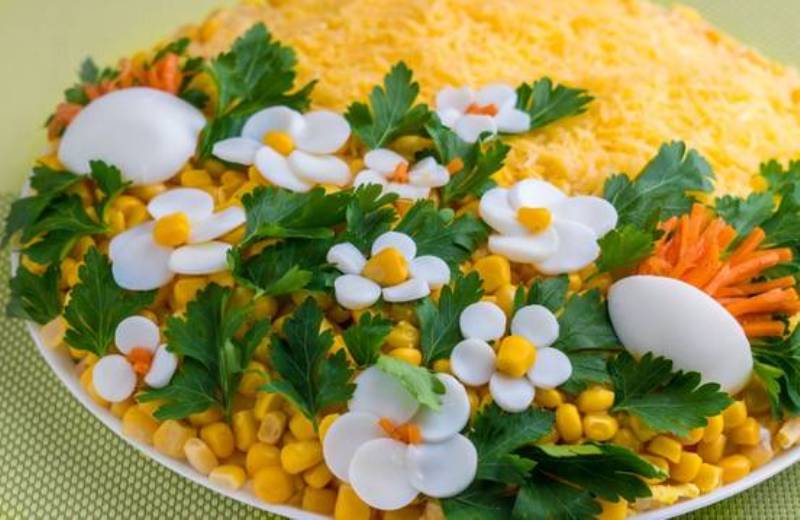Salată “Coș de primăvară”. Această gustare originală și extrem de gustoasă va decora orice masă festivă