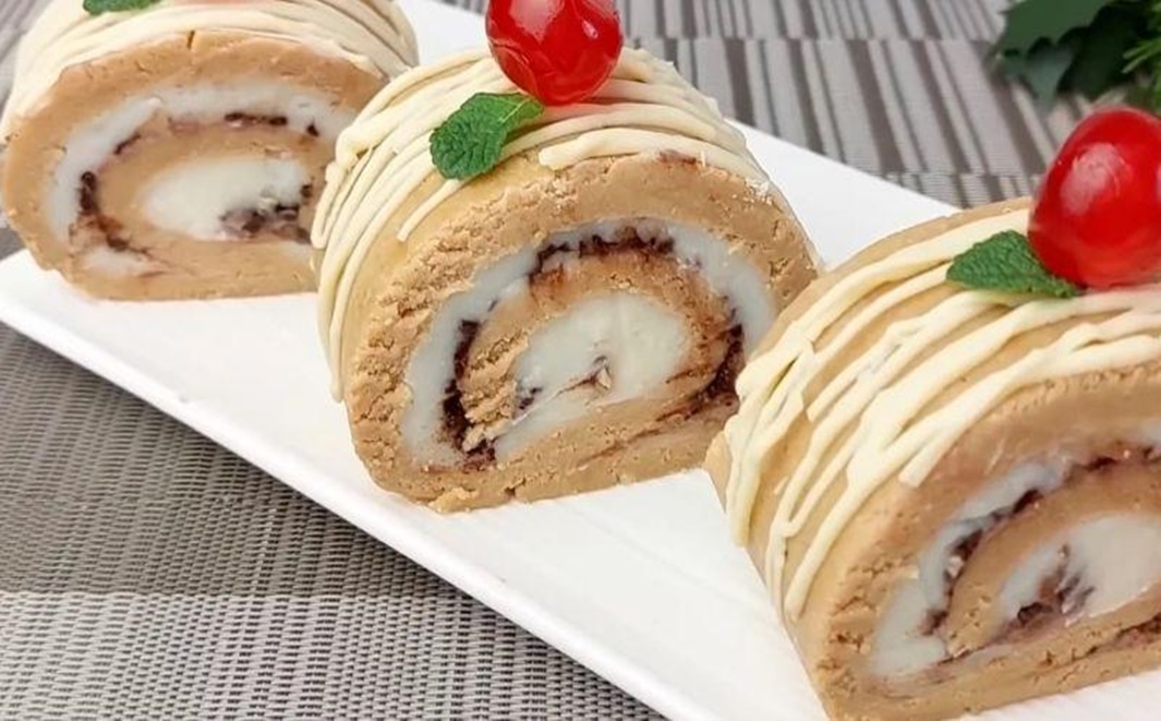 Pentru o masă festivă, o ruladă delicată și frumoasă făcută din ingrediente simple – o gustare spectaculoasă, care va înfrumuseța orice masă!