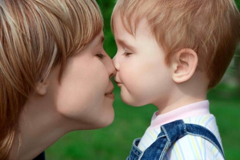 10 motive pentru care mamele de băieți sunt mai fericite
