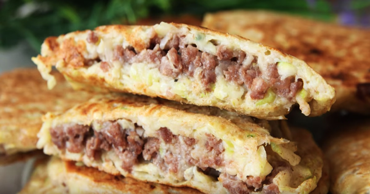 PuiȘuberece leneșe din aluat de dovlecel, cu carne tocată de pui! Un deliciu de zile mari!