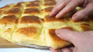 Cea mai gustoasă Focaccia cu mozzarella – Aluat deosebit, gust deosebit